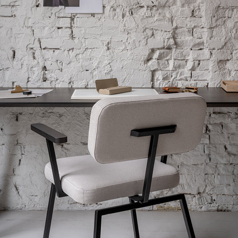 Rectangular Design dining table | Butterfly Home Desk Steel black powdercoating | Oak hardwax oil natural light | Studio HENK | 