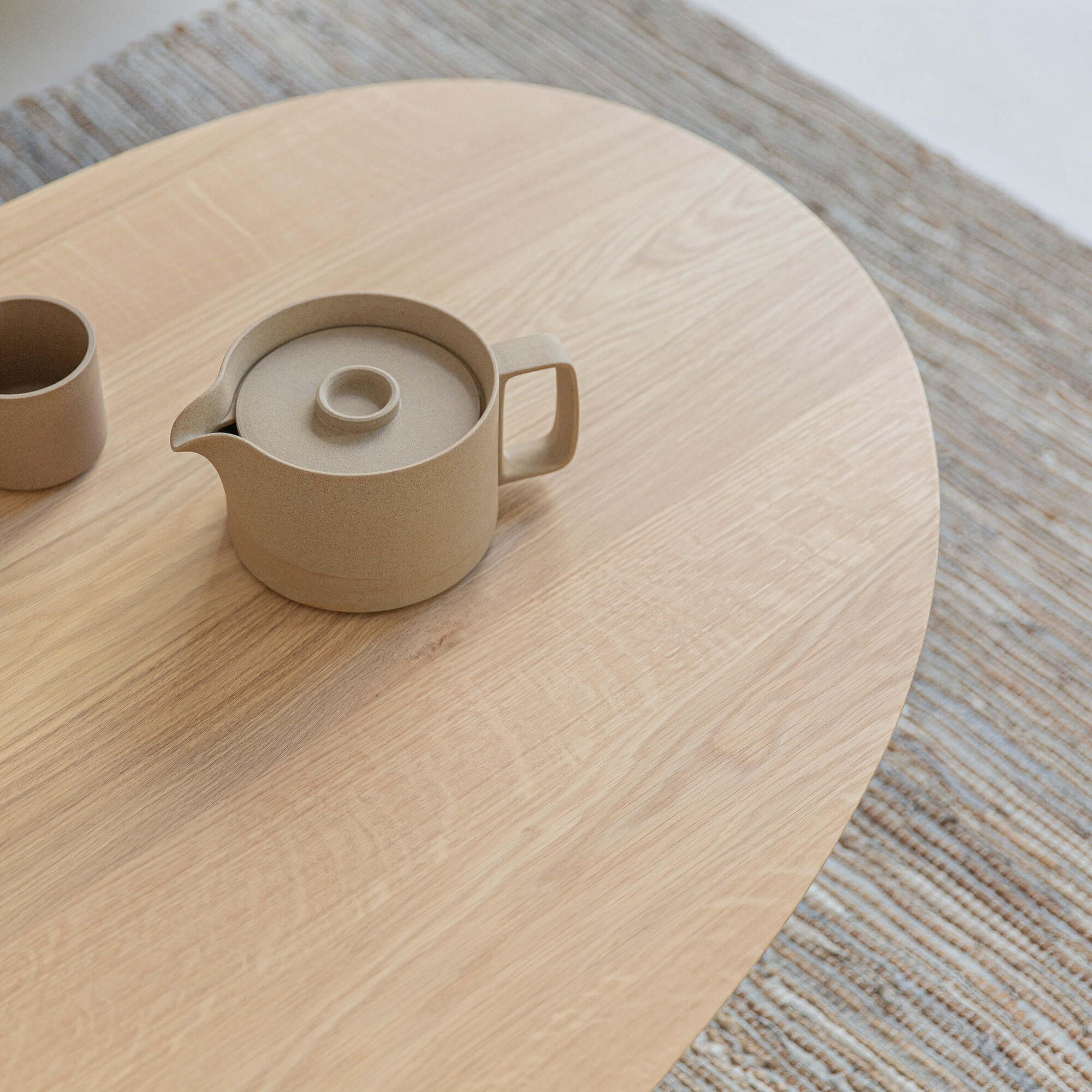 Design Coffee Table | Slot Coffee Table Oak hardwax oil natural light 3041 | Oak hardwax oil natural light 3041 | Studio HENK | 