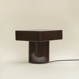 Display table lamp