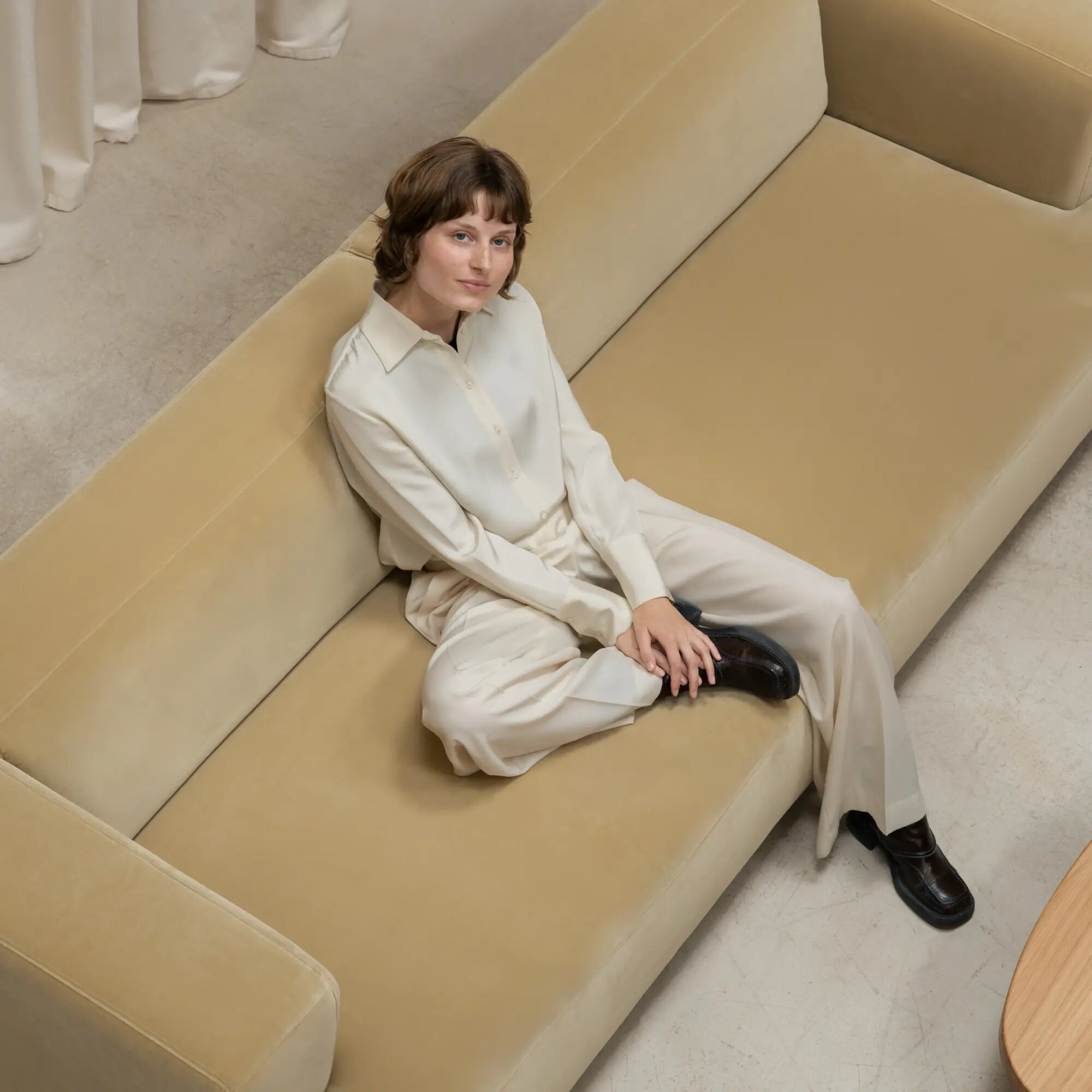 Design modern sofa | Hug 7 seater corner sofa left Grey | Studio HENK | 