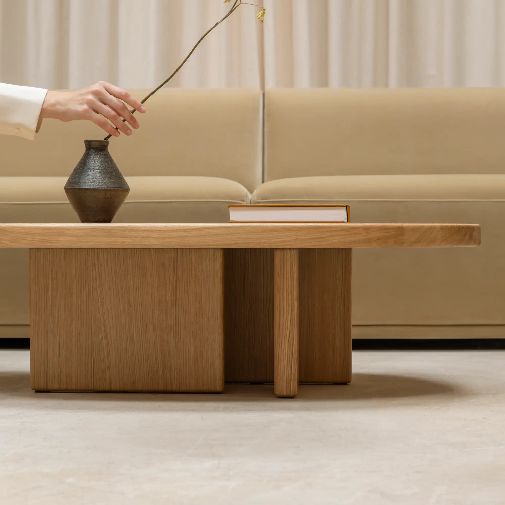 Design Coffee Table | Federico Coffee Table Walnut naturel lacquer | Walnut naturel lacquer | Studio HENK | 