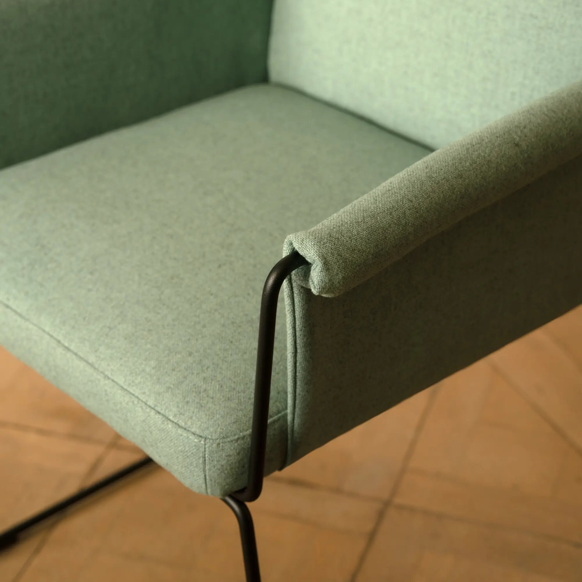 Design modern dining chair | Unfold Chair with armrest Green hemp hectare21 | Studio HENK | 