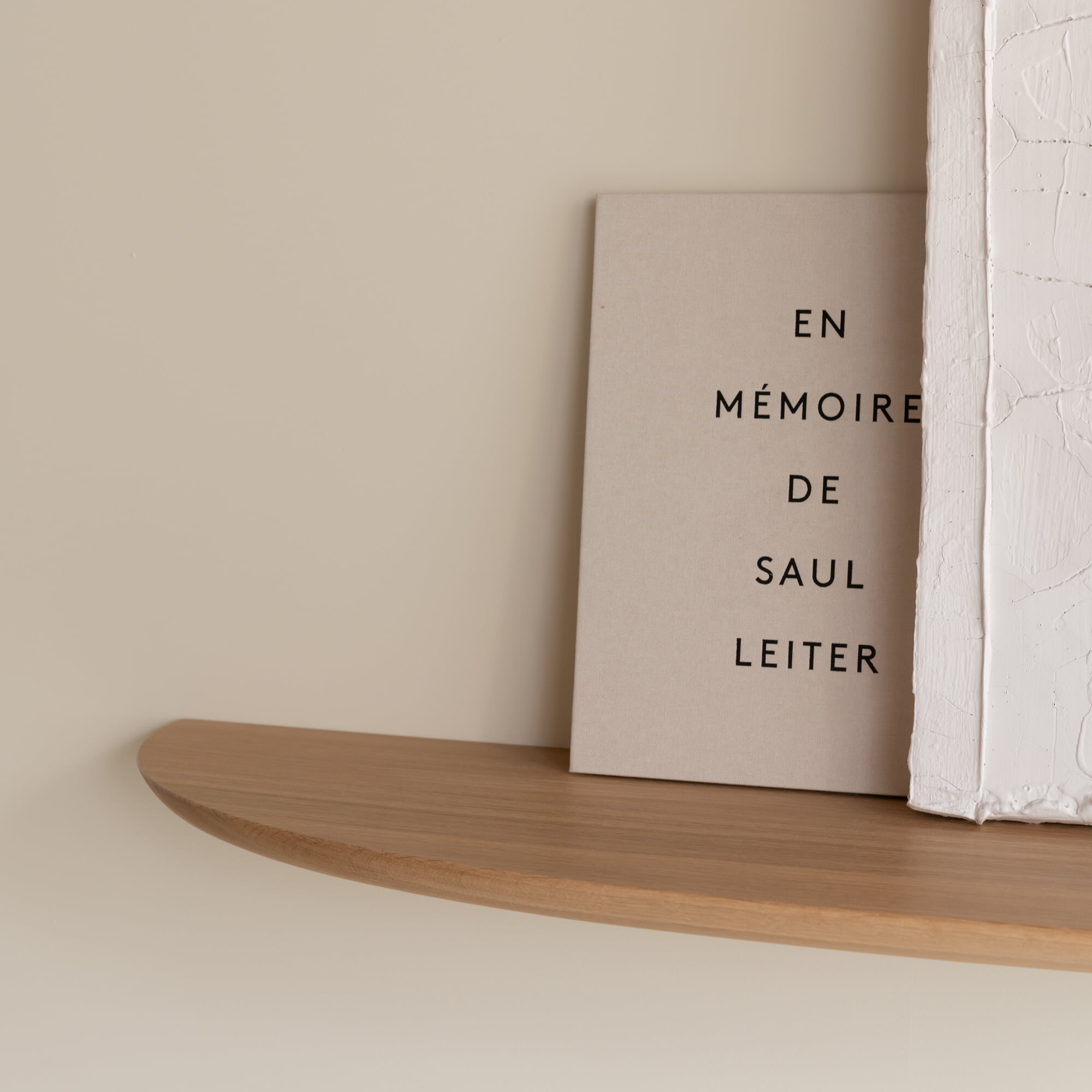 Design shelf | Blob shelf L Right Oak white lacquer Chamfered | Studio HENK | 